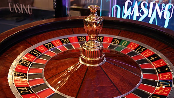 selot25 mobile app showing live casino and sportsbook integrated interface